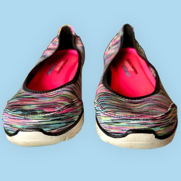 Skechers Memory Foam Slip On Flats Multi Color Size 6 Wide Fit EUC - Picture 2 of 6